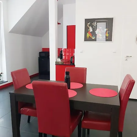 Apartment Parkowa 2 *