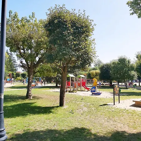 Parkowa 2 *